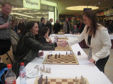 Images/garry judit 009.jpg